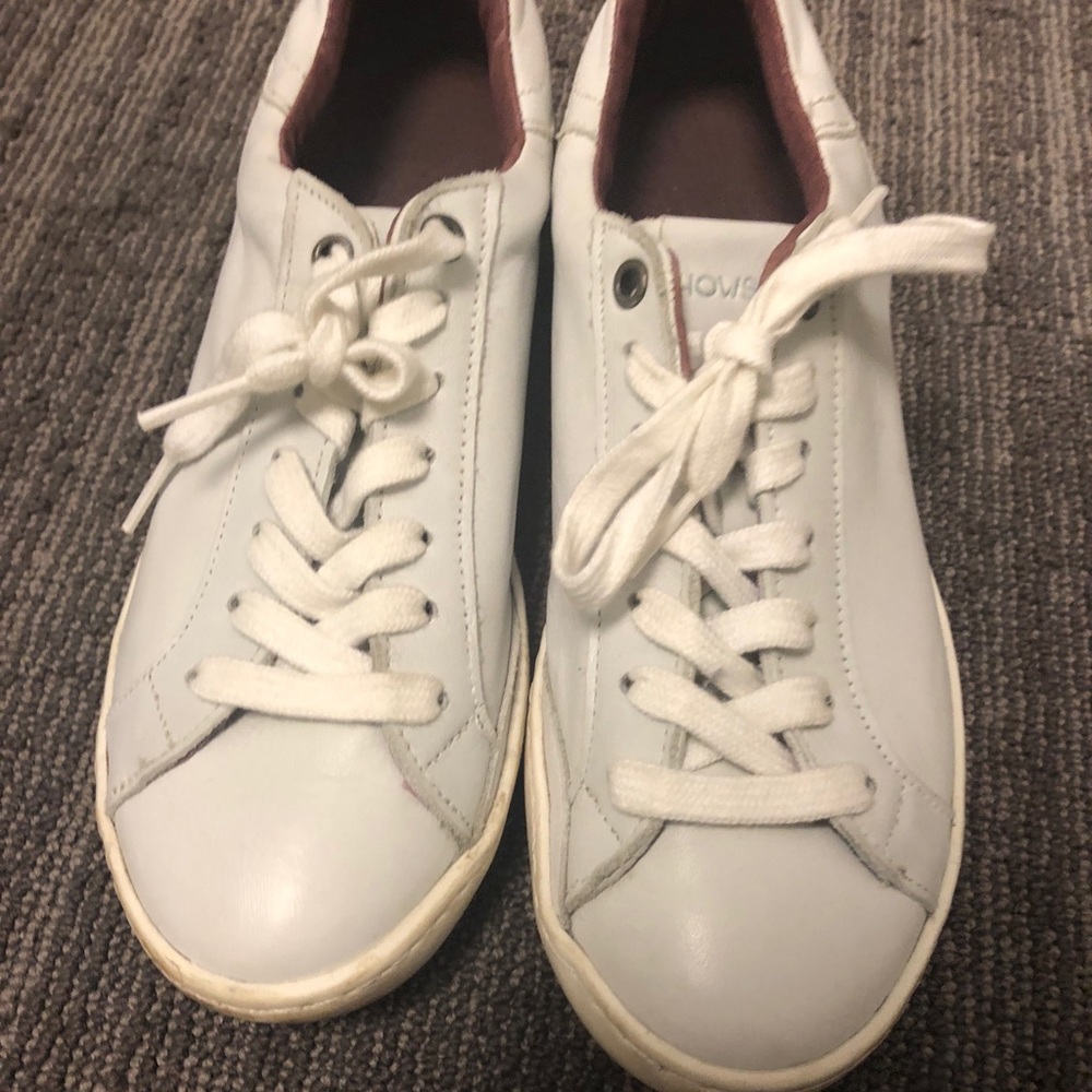 New without tags Howsty Zia Sneakers 37